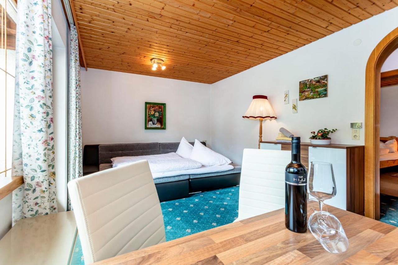 Appartement Dreimaederlhaus